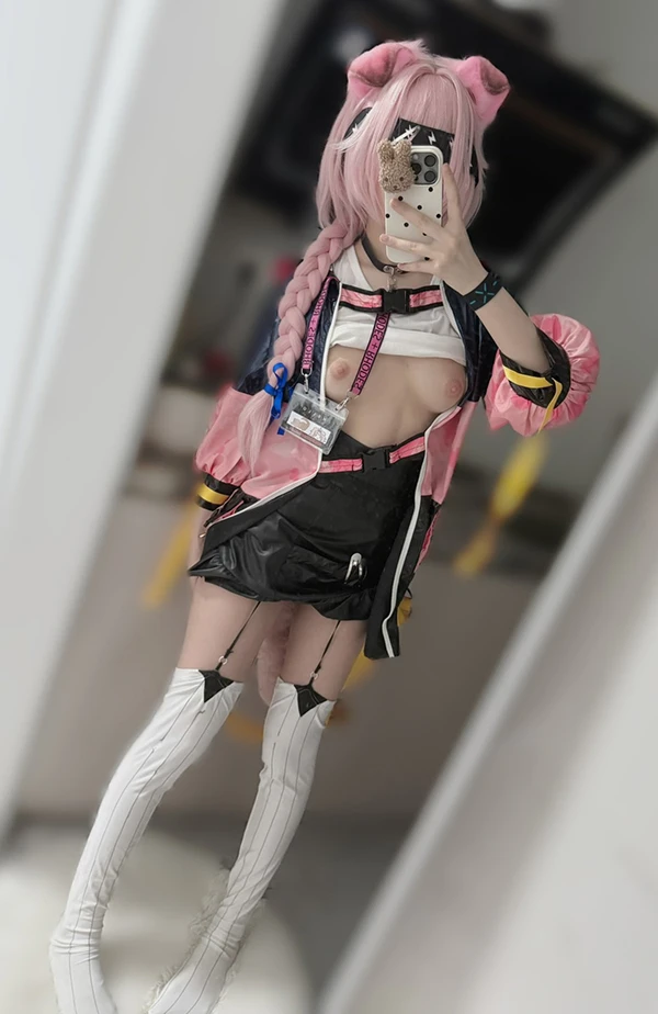 推特美女萌梨涡@886_QwQ私拍388尺度图